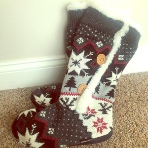 MukLuk slipper boots